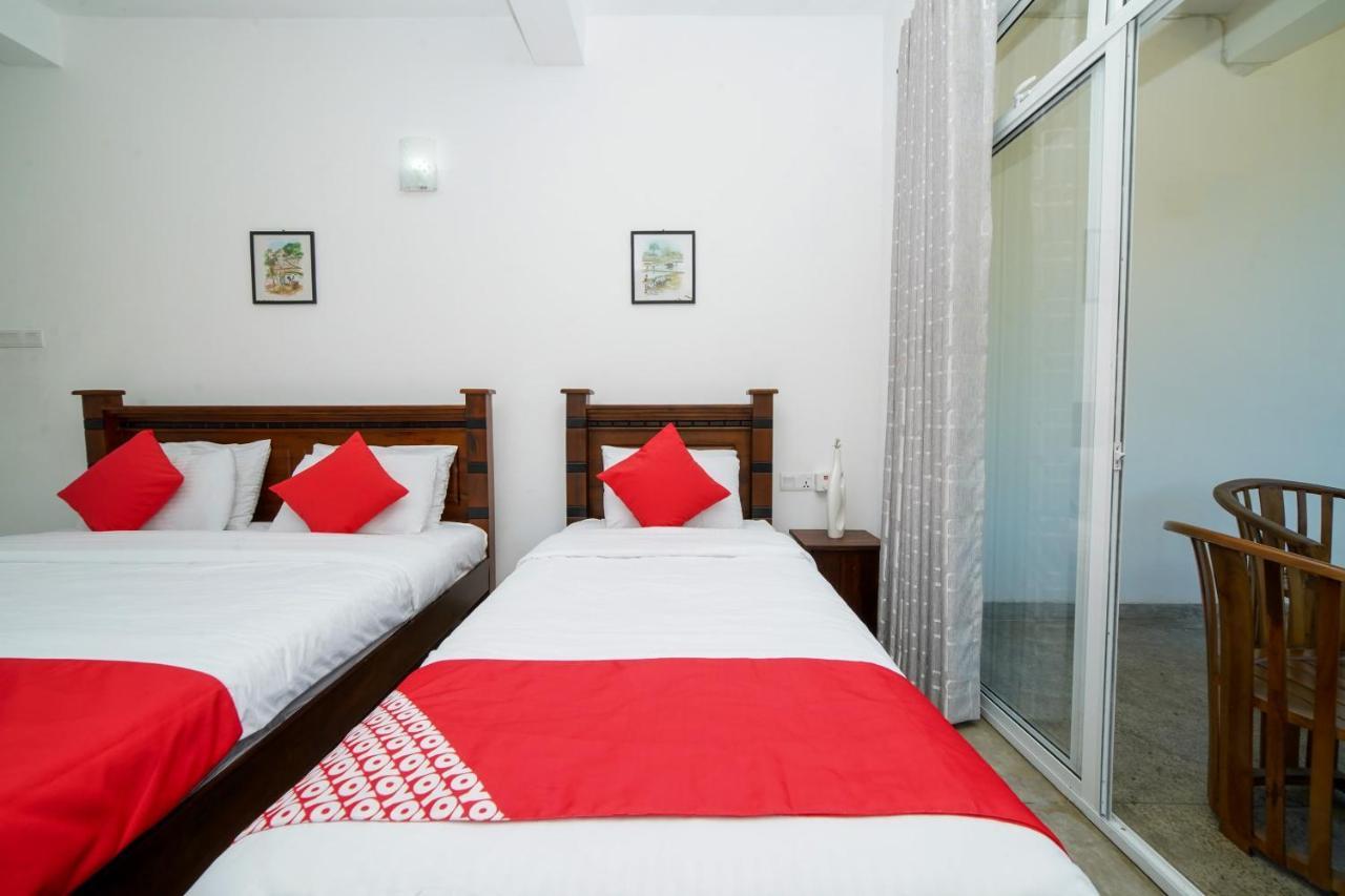 Oyo 555 Villa Dasuni Канди Экстерьер фото